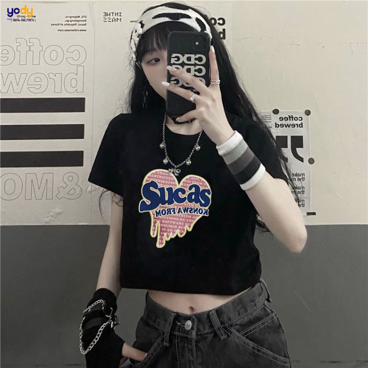  Áo croptop rộng là gì? 