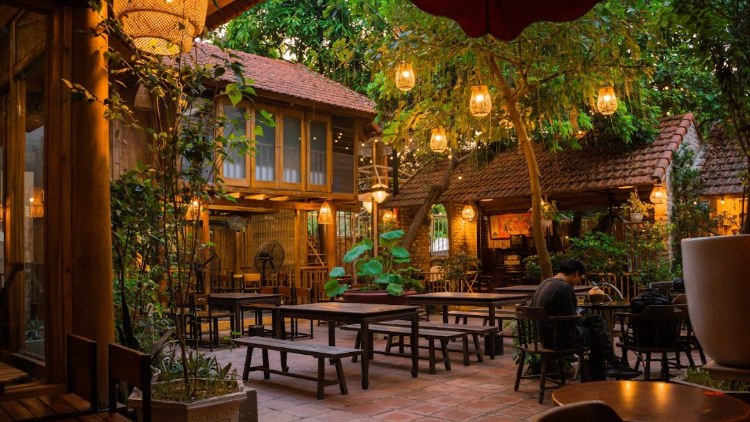 Cà phê sân vườn VUI Garden Coffee & Restaurant 