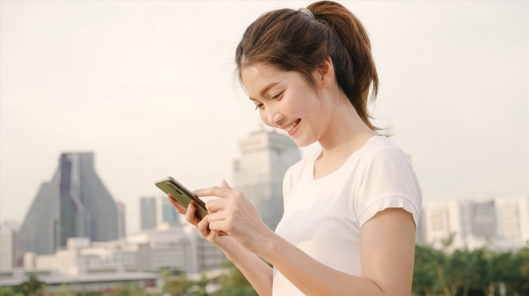 Cách tán gái qua tin nhắn hài hước