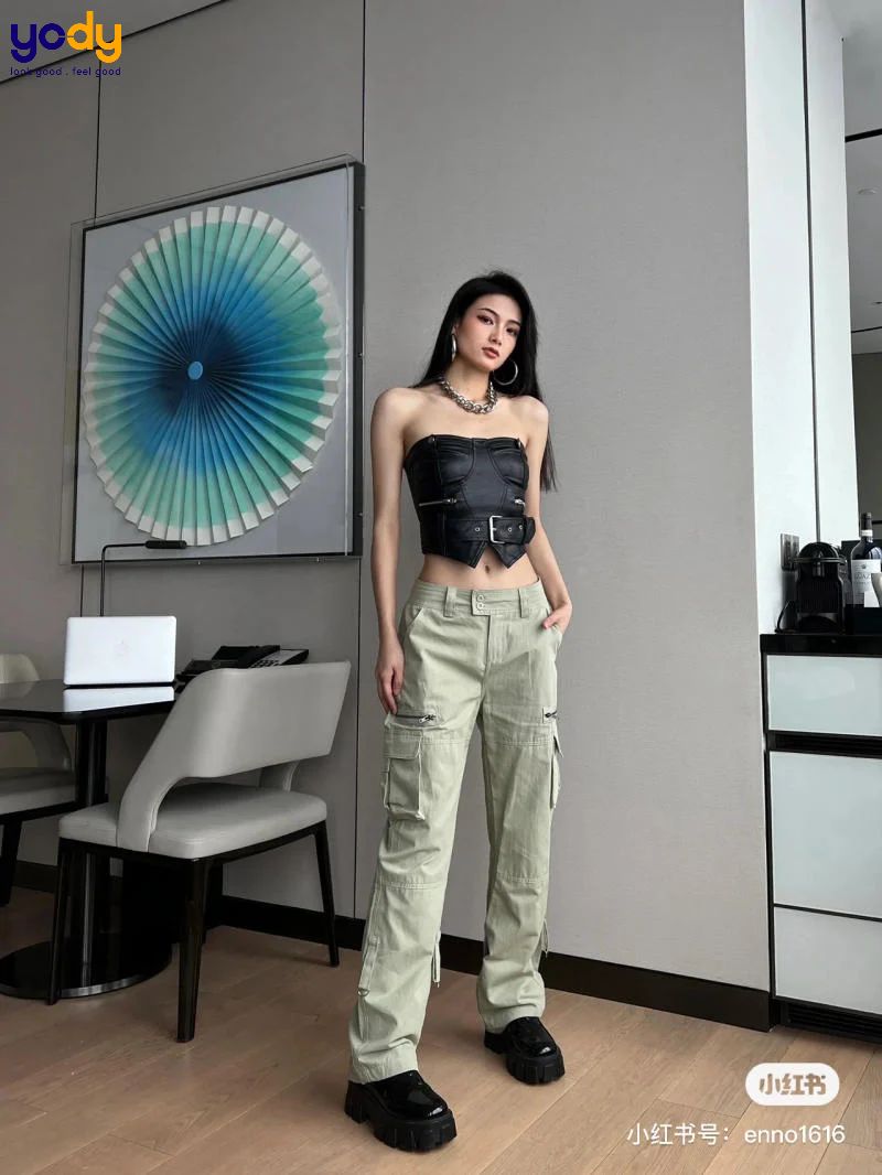 cargo pants