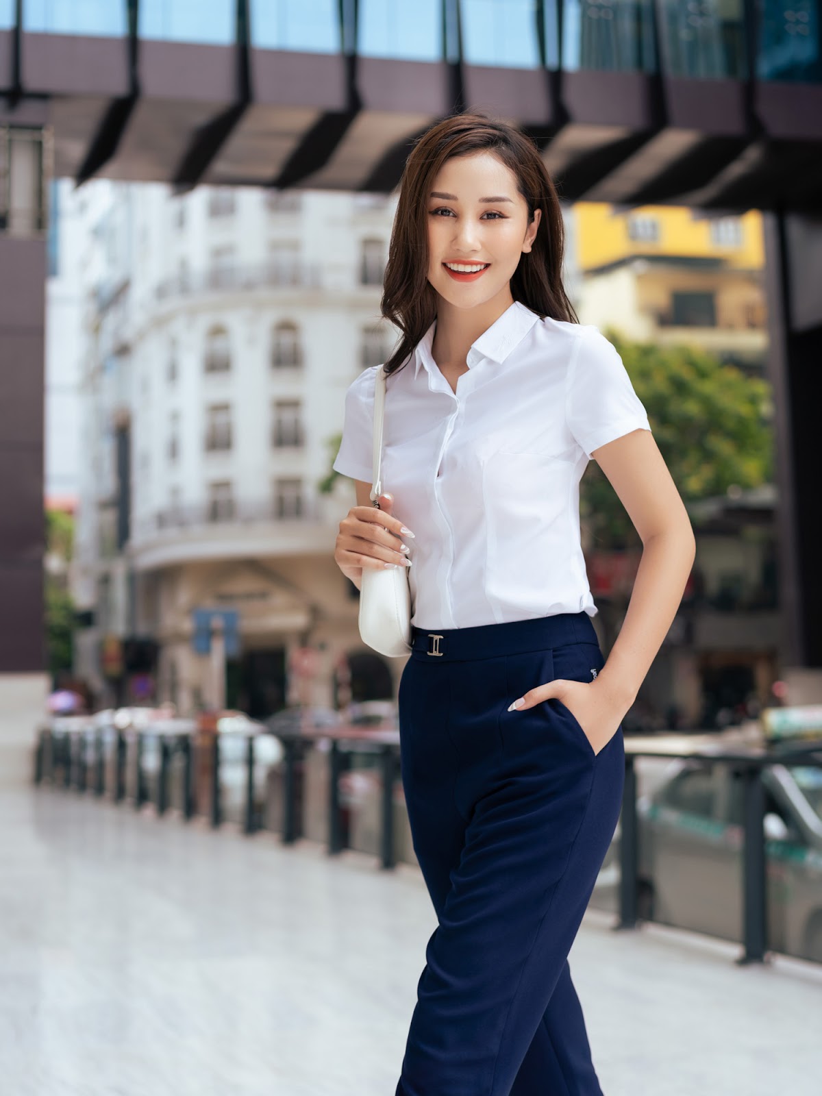 có nên mặc áo thun đi phỏng vấn?