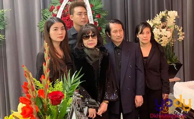 Đi đám ma mặc gì