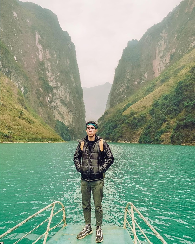 trang phục đi hà giang