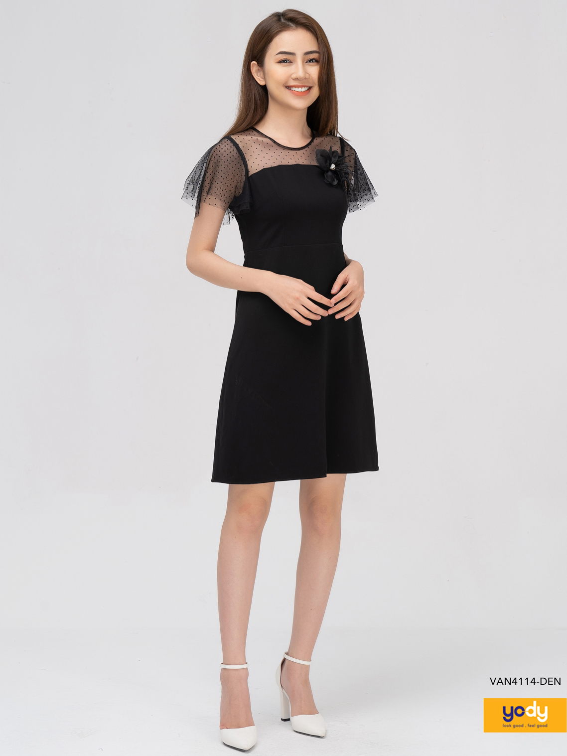 đi họp lớp mặc gì