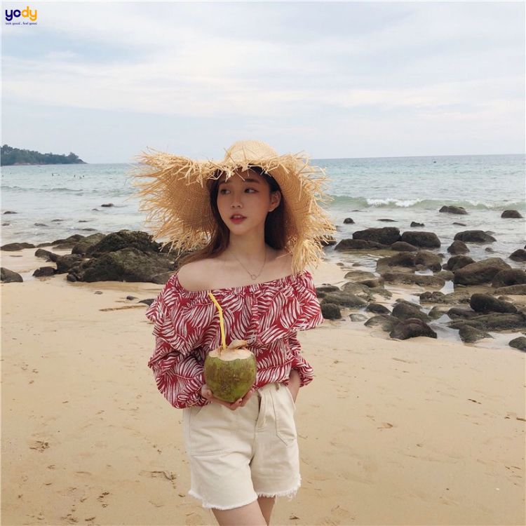 Áo trễ vai đi biển