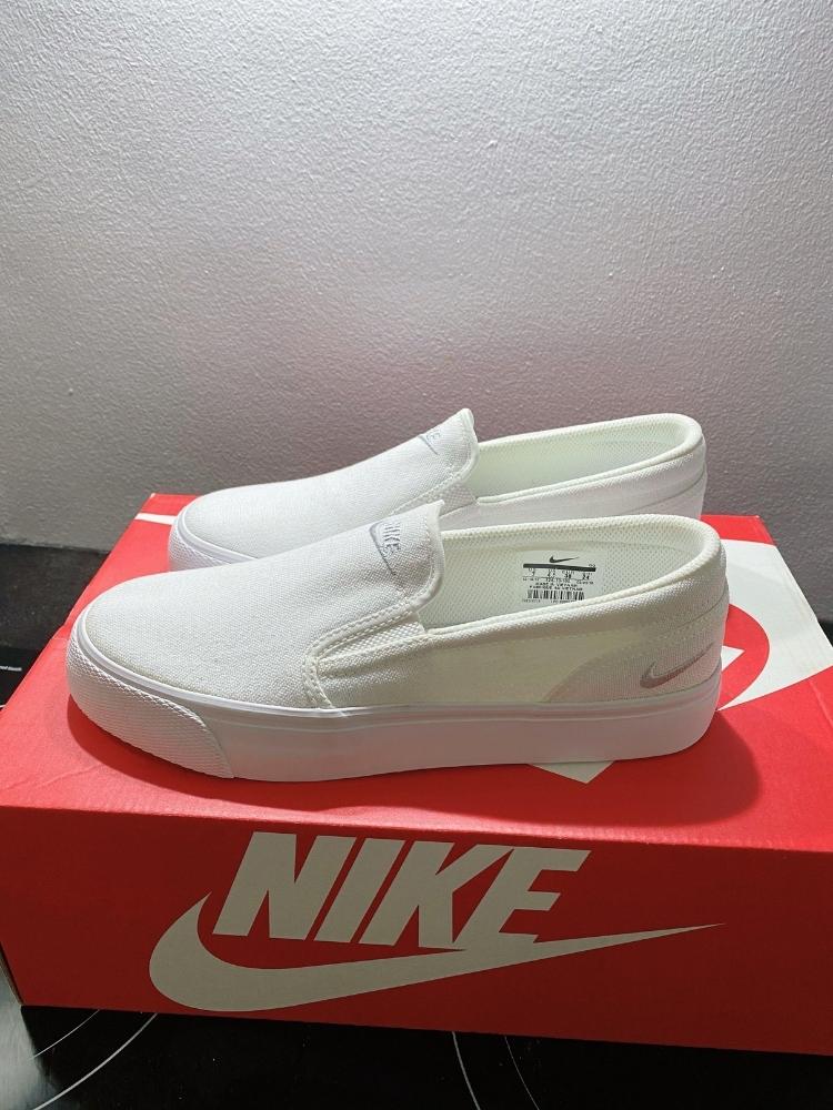 giày slip on