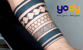 Hình xăm cổ tay chất