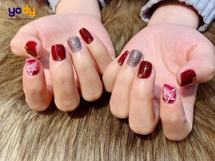 mệnh hoả sơn móng tay màu gì