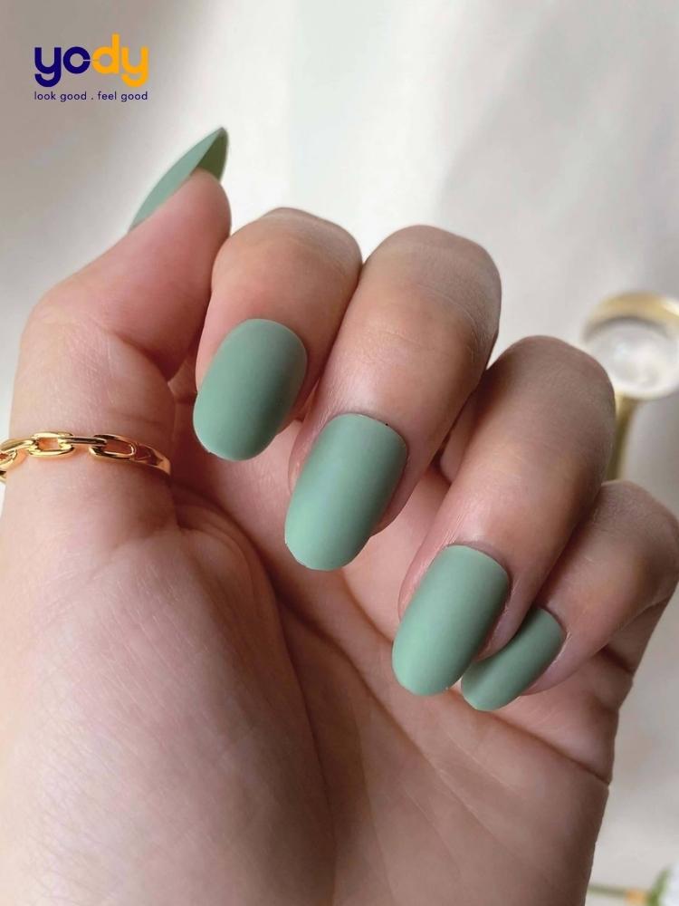 mệnh hoả sơn móng tay màu gì