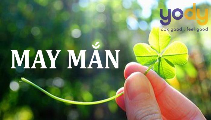 Mệnh Thổ sơn móng tay màu gì vừa đẹp lại may mắn?