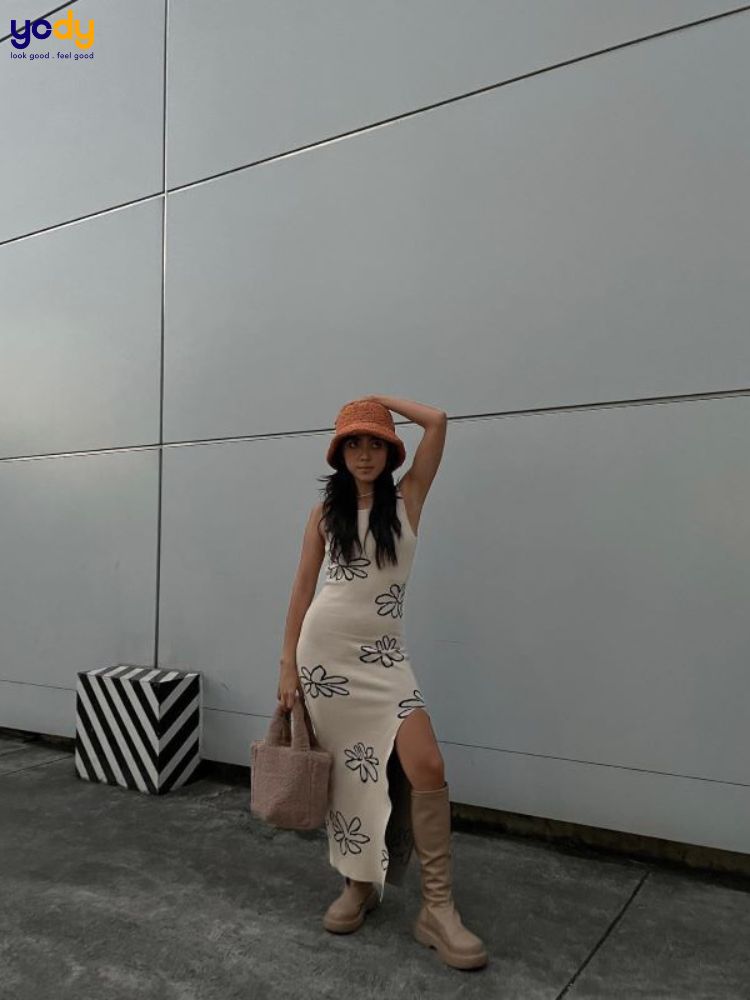 Váy body mix mũ len tai bèo cùng boots
