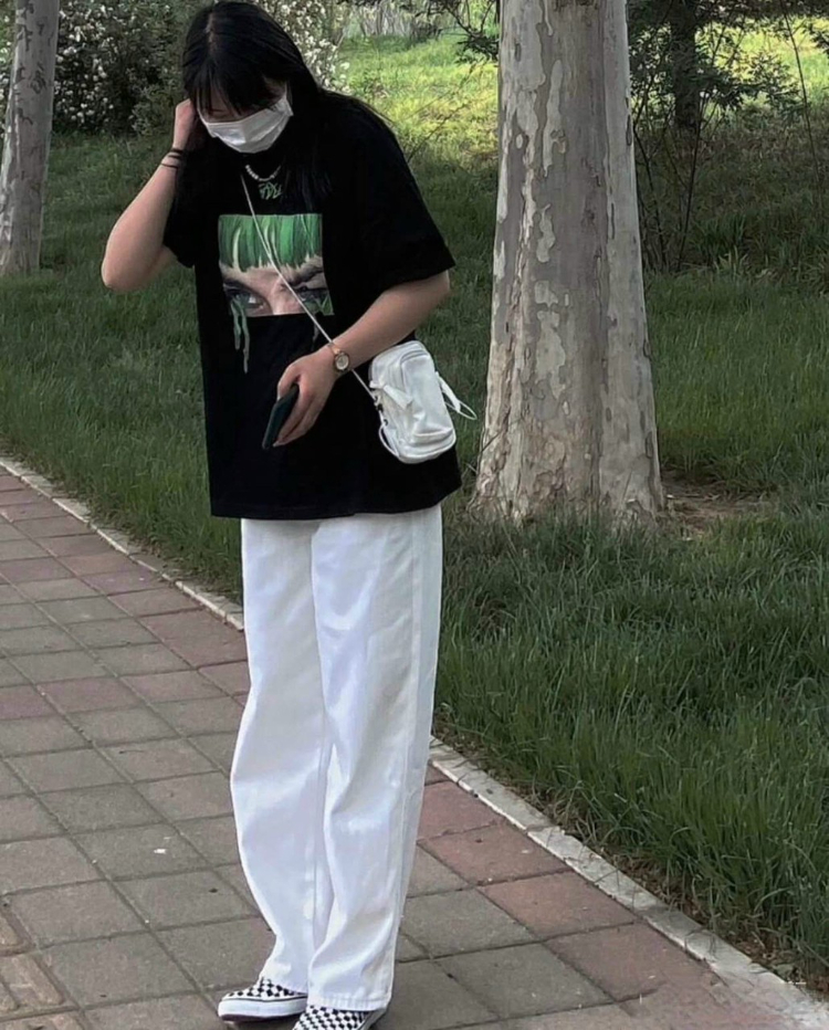 Kết hợp áo thun với quần culottes