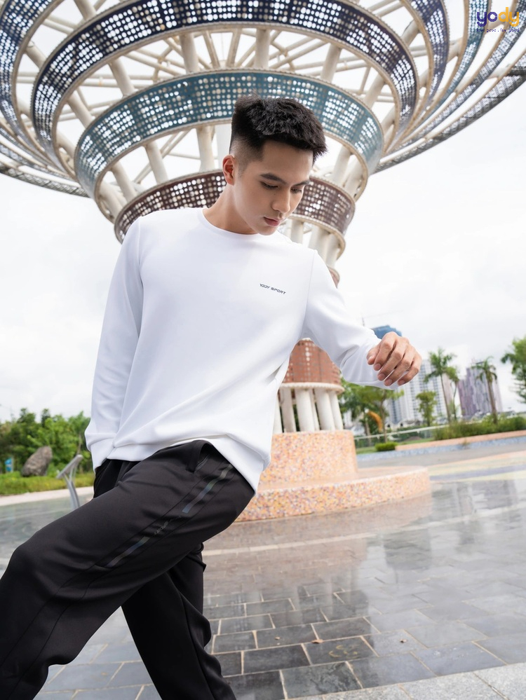 phối đồ với áo thun tay dài nam