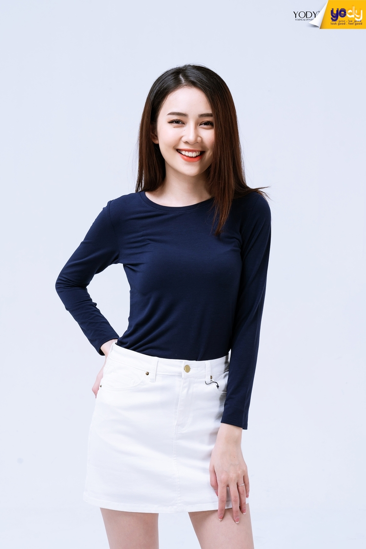 phối đồ với áo thun tay dài nữ