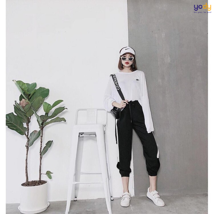 áo thun tay dài phối với quần gì
