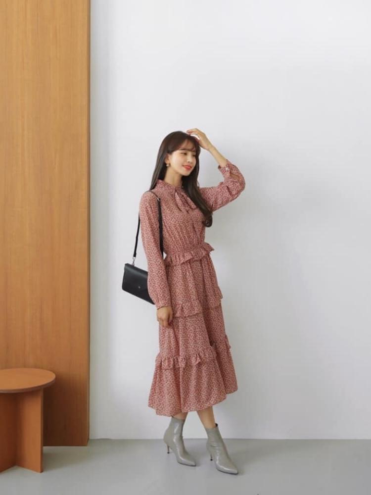 phối đồ với giày cao cổ nữ