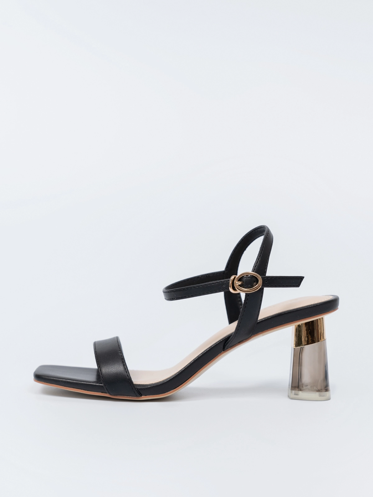 Sandal quai mảnh - Kiểu giày tôn dáng cực đỉnh