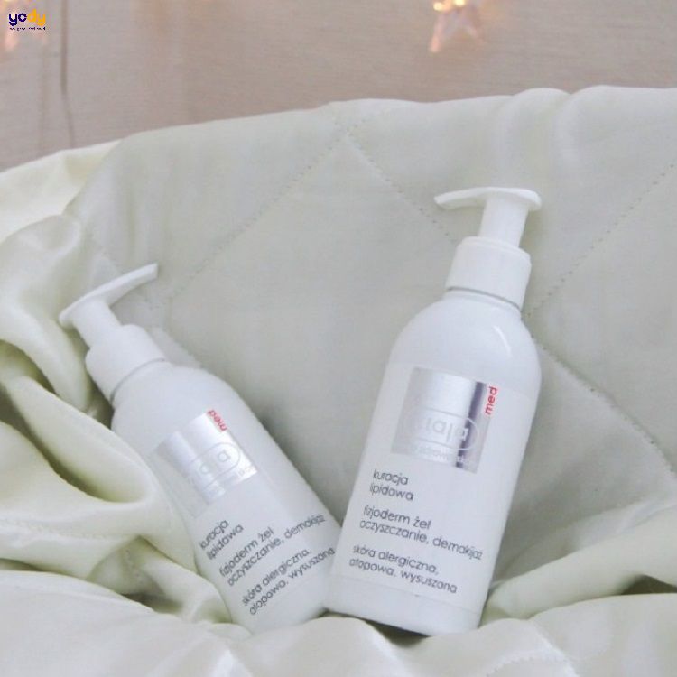Sữa rửa mặt Ziaja Med trắng Lipid