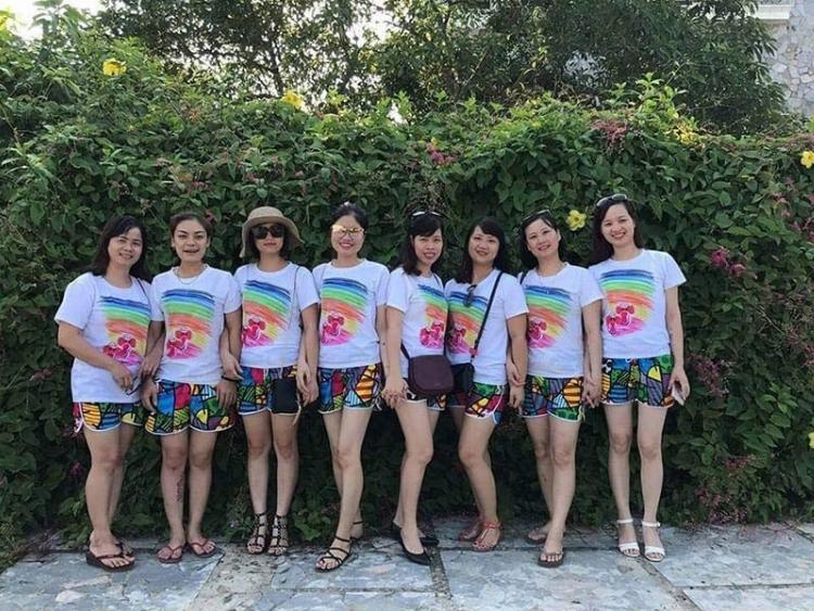 tuổi trung niên mặc gì khi di du lịch?
