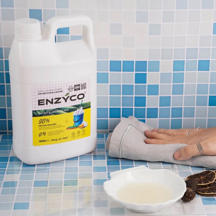 cách tẩy vết ố trên áo phao
