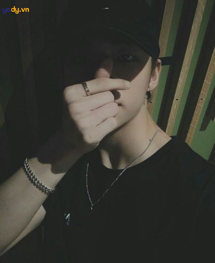 ảnh nam che mặt đẹp