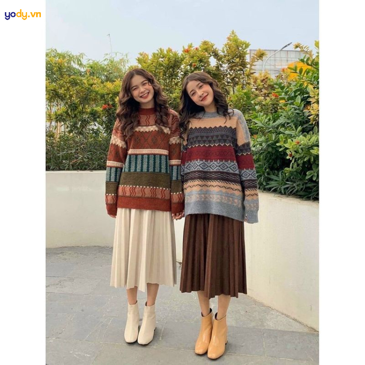 áo len thổ cẩm mặc với gì