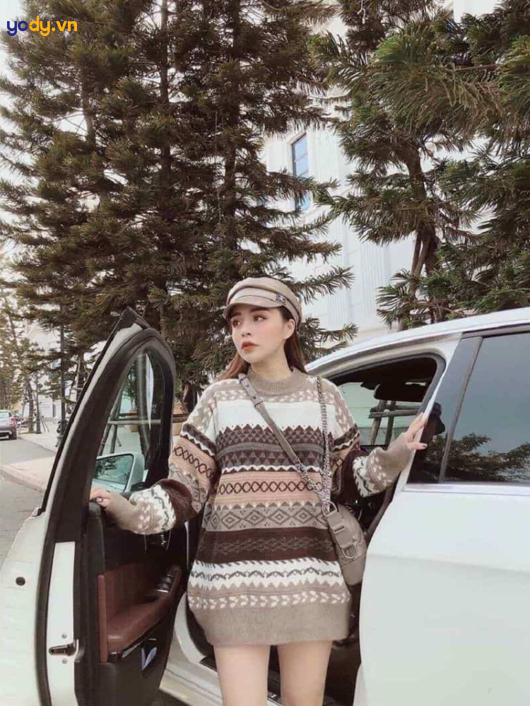 áo len thổ cẩm mặc với gì