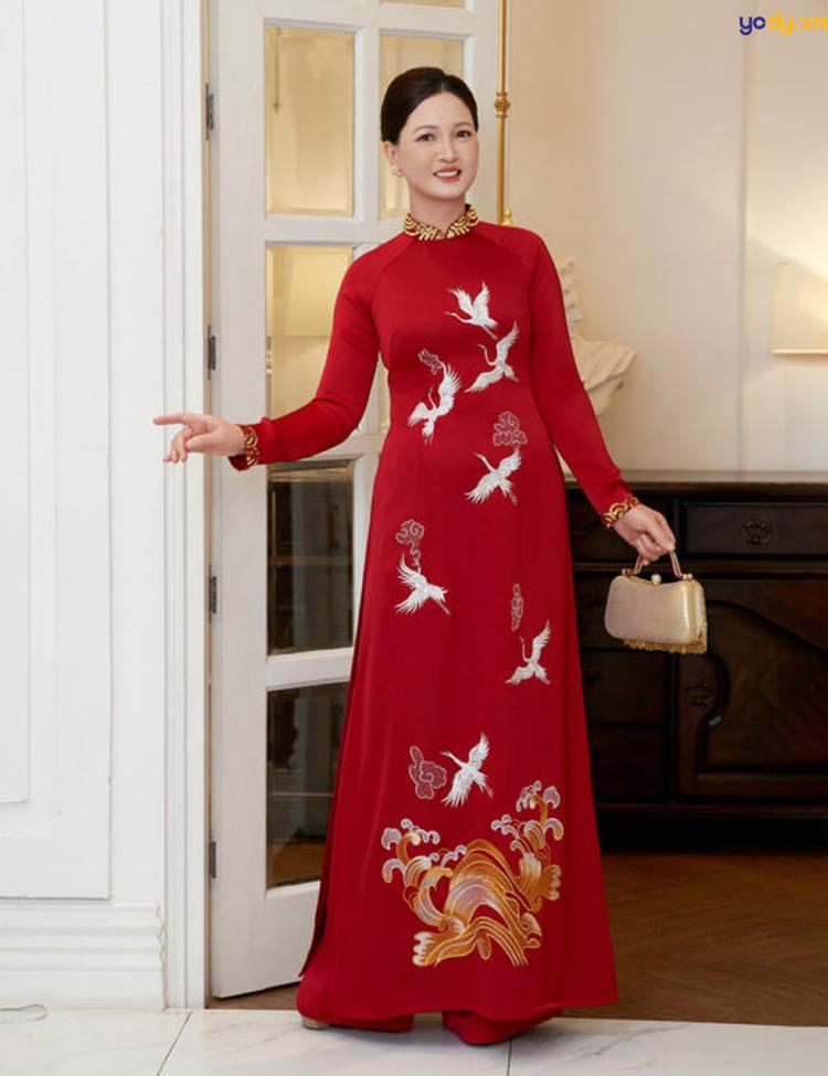 mẫu áo dài bà sui đẹp sang trọng
