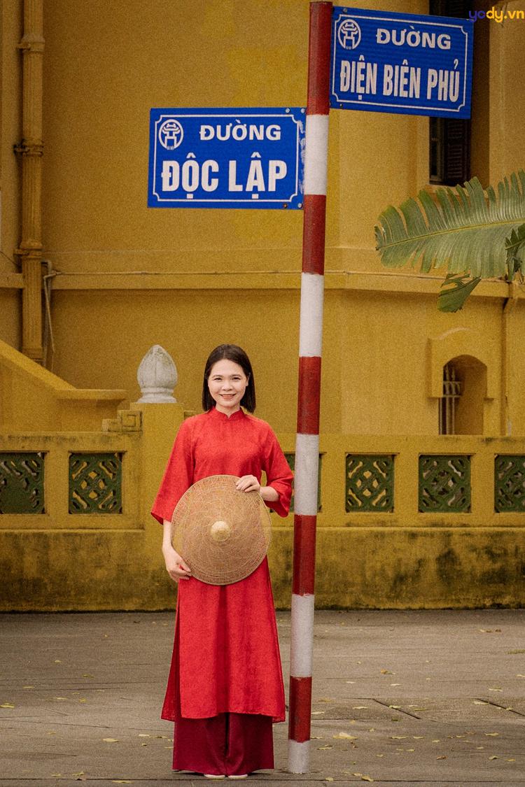 cách tạo dáng chụp ảnh áo dài tết