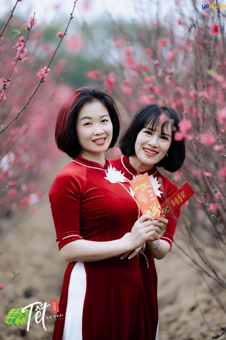 cách tạo dáng chụp ảnh áo dài tết