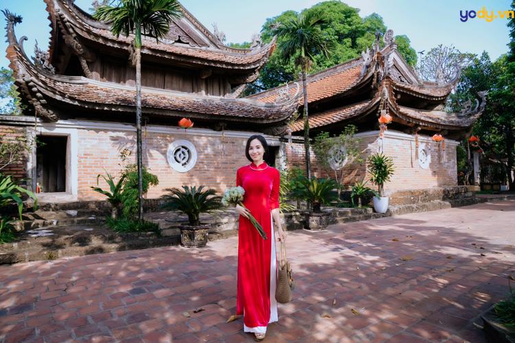 cách tạo dáng chụp ảnh áo dài tết