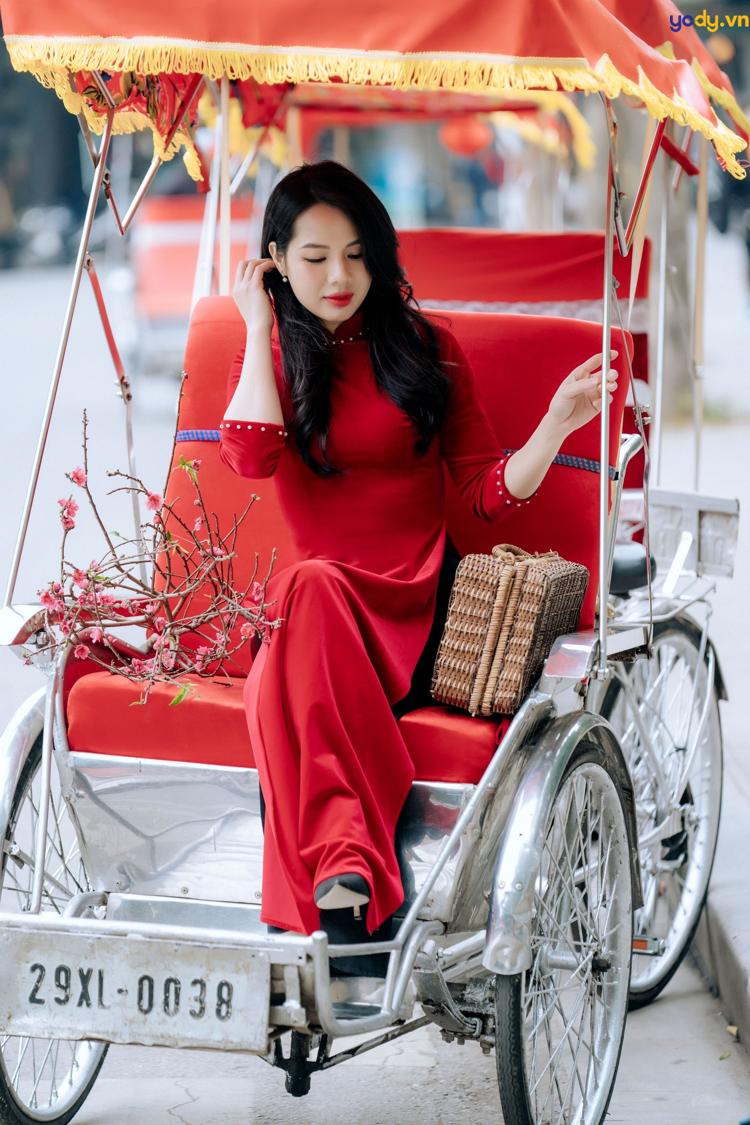 cách tạo dáng chụp ảnh áo dài tết
