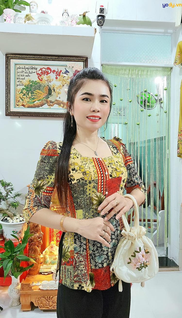 các mẫu áo bà ba hiện đại