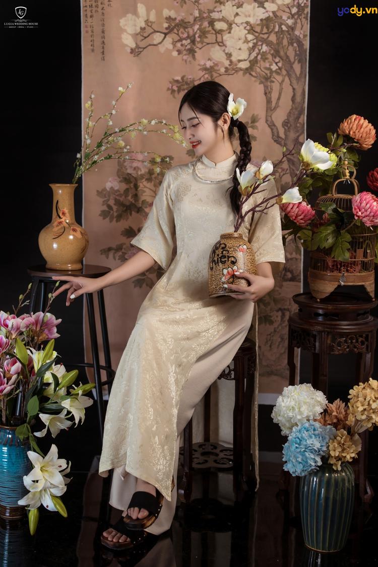 Cap về áo dài