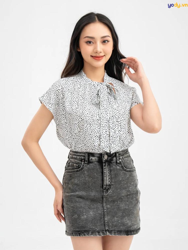 phối chân váy áo sơ mi