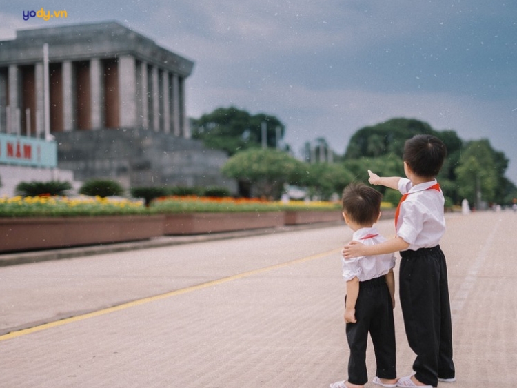 địa điểm chụp ảnh hoa mùa thu Hà Nội