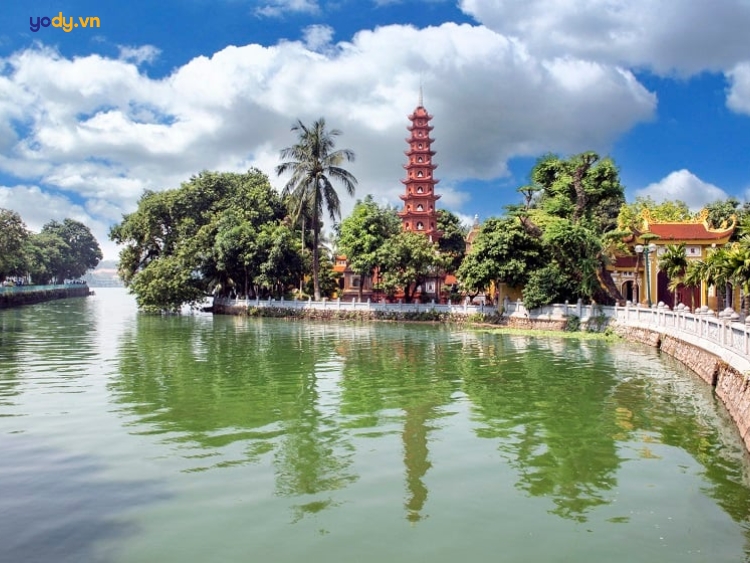 địa điểm chụp ảnh hoa mùa thu Hà Nội