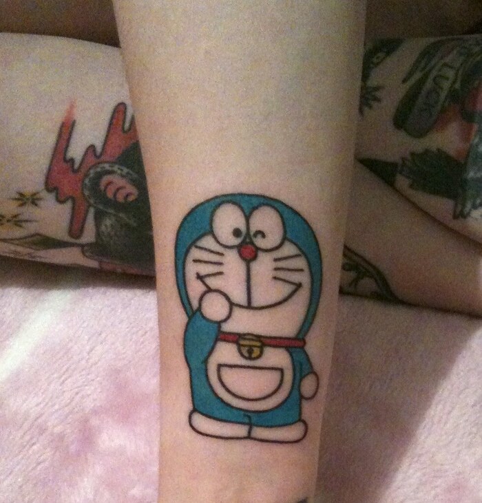 hình xăm doraemon