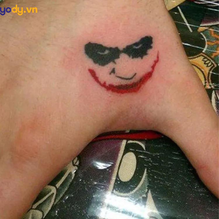 hình xăm joker