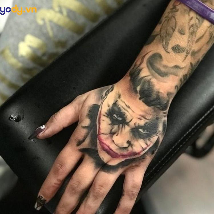 hình xăm joker