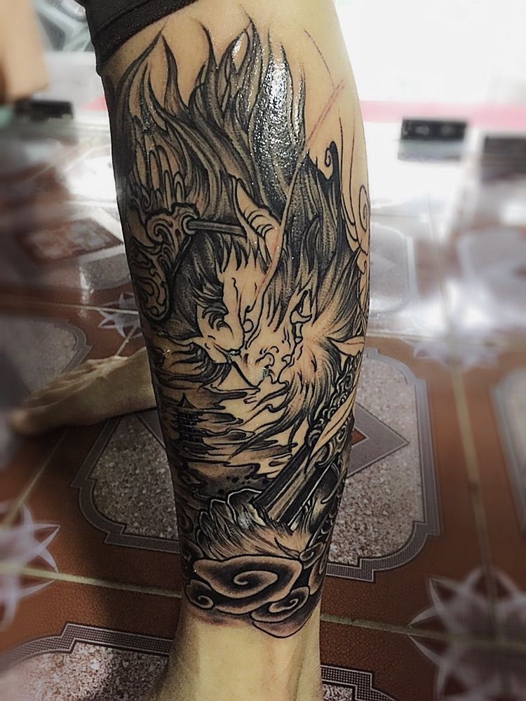 hình xăm tôn ngộ không