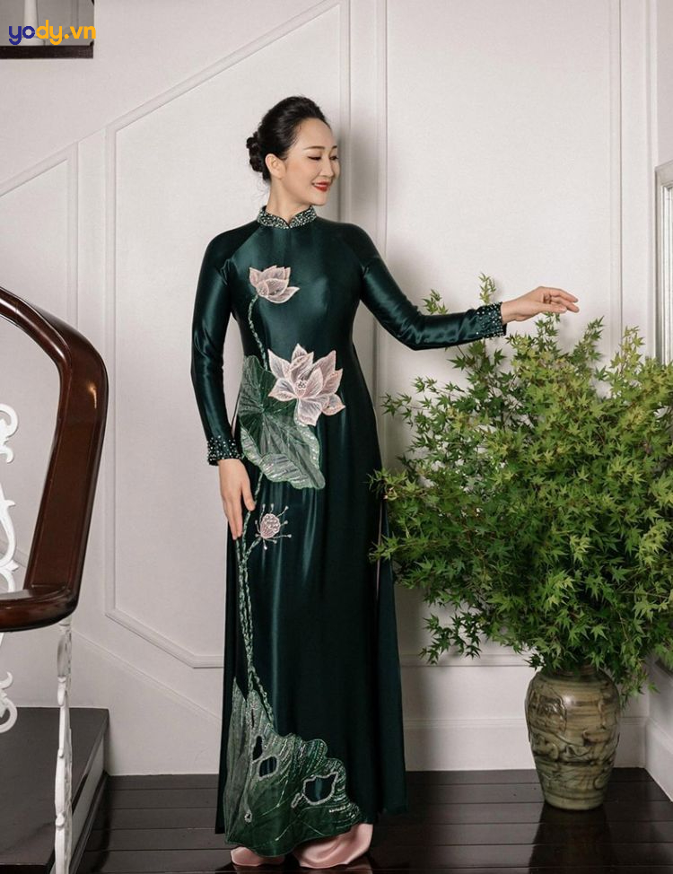 áo dài tuổi 50