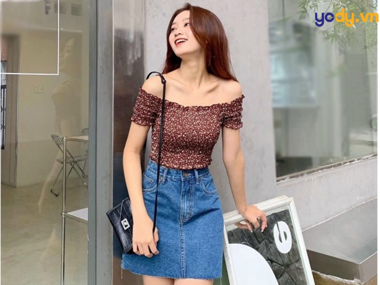 phối chân váy jean đi dám cưới