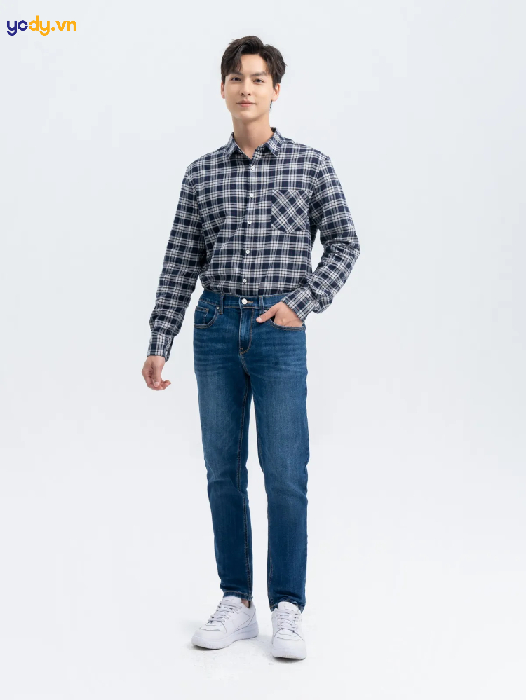 phối đồ với áo sơ mi form rộng