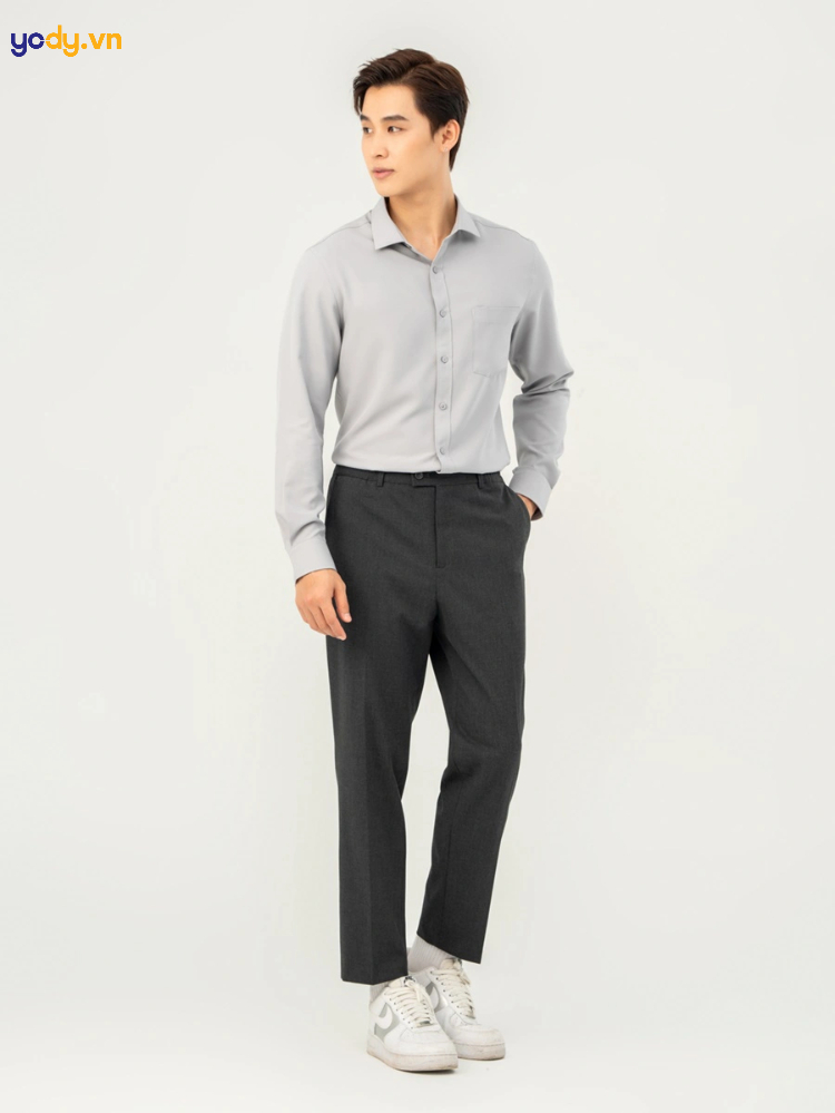 phối đồ với áo sơ mi form rộng