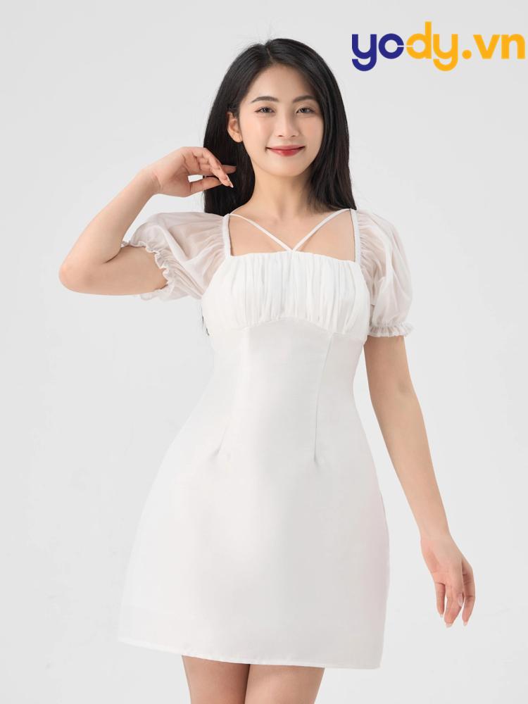 phong cách ăn mặc nữ tính
