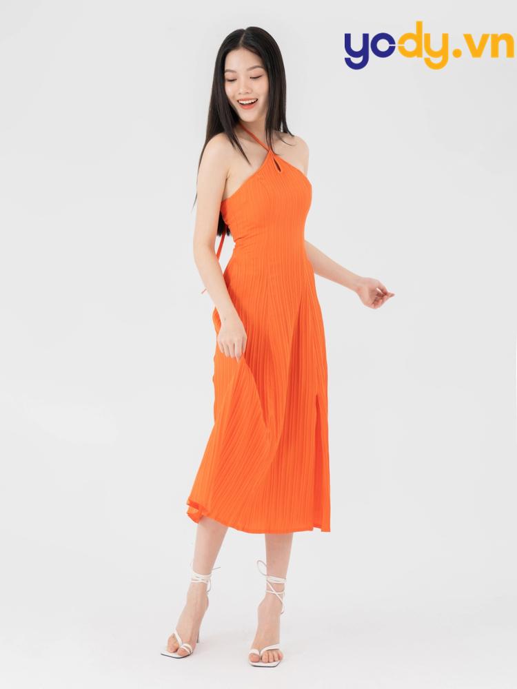 phong cách ăn mặc nữ tính