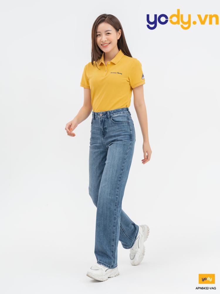 Quần xanh dương mặc với áo màu gì