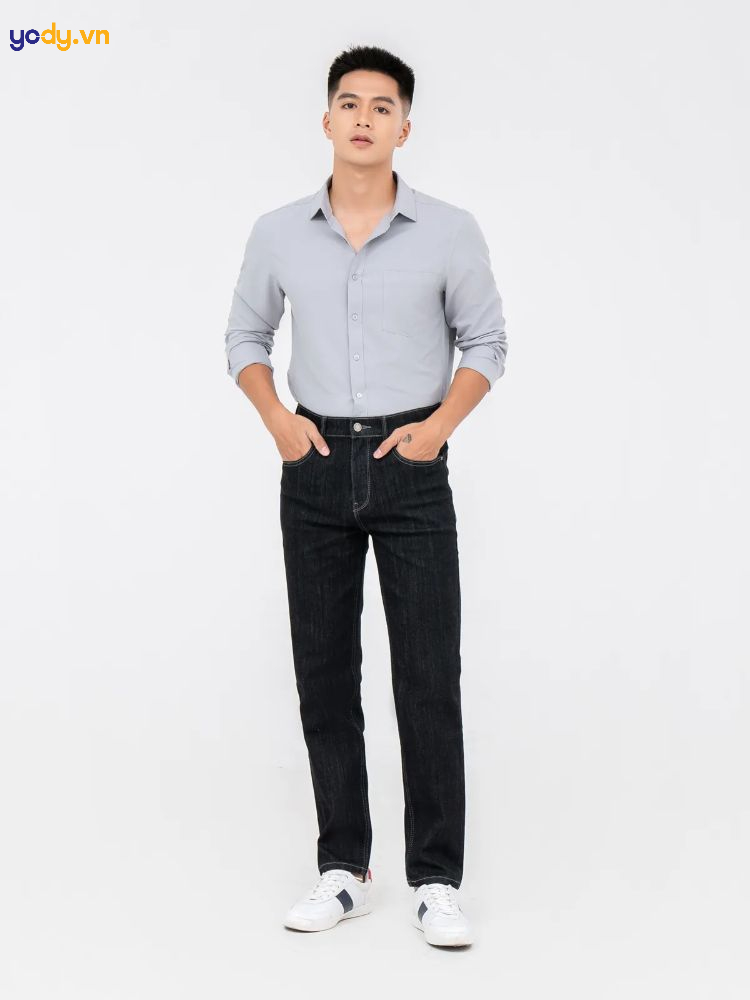 cách phối đồ với quần bò đen